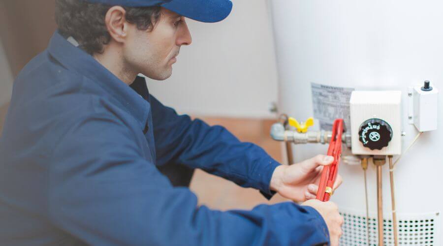 Professional clogged toilet repair in McGee, MO